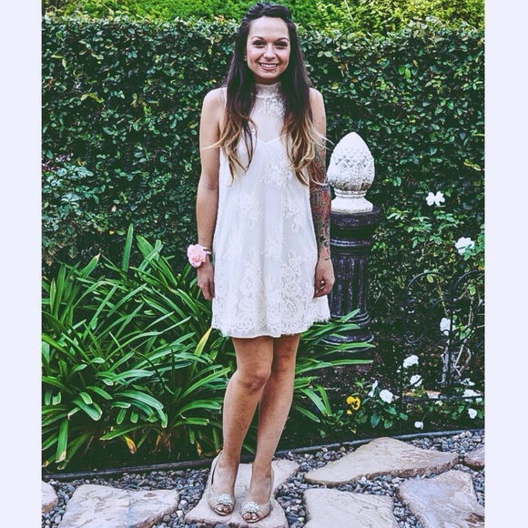 The Eyelash Lace Shift Dress - Picture 7 of 7